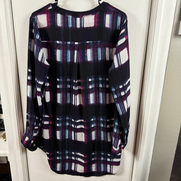Nine West Abstract Plaid Tunic Top | Long Sleeve V-Neck with Stud Detail | Sz M - Picture 9 of 9